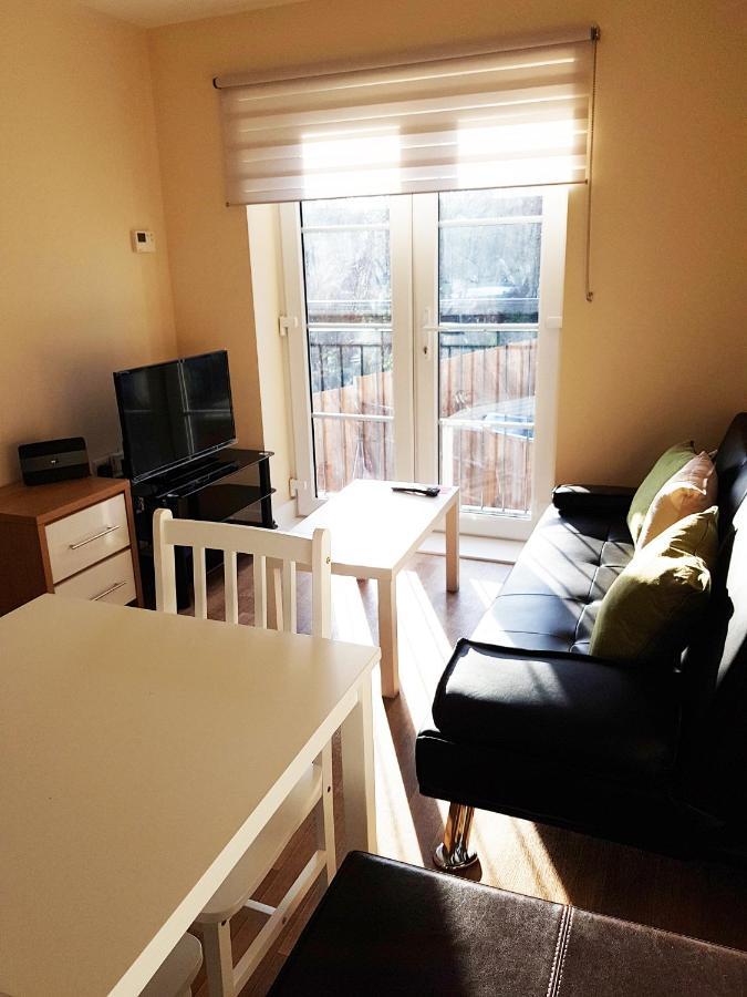 Ybc Court, Aldershot Διαμέρισμα Εξωτερικό φωτογραφία